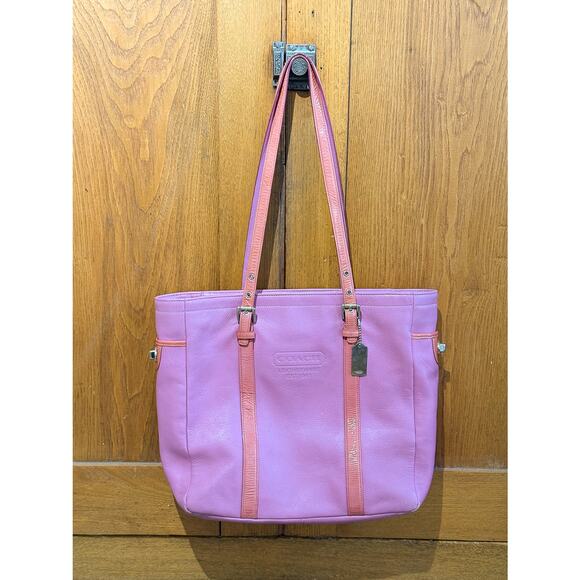 Coach Handbags - Pink Coach Hamptons Large Tote 5787 Fits Computer